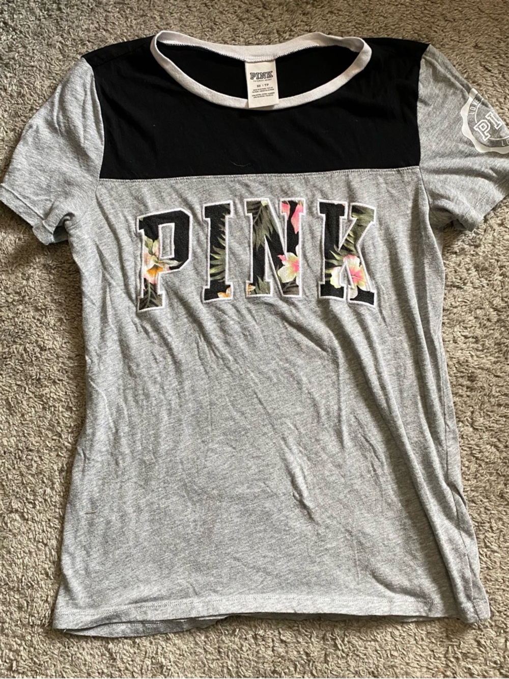 PINK Victoria's Secret Gray & Black Short Sleeve Logo Tee with Floral Accents